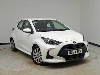 Used Toyota Yaris 2023 for sale - 79291200: Photo