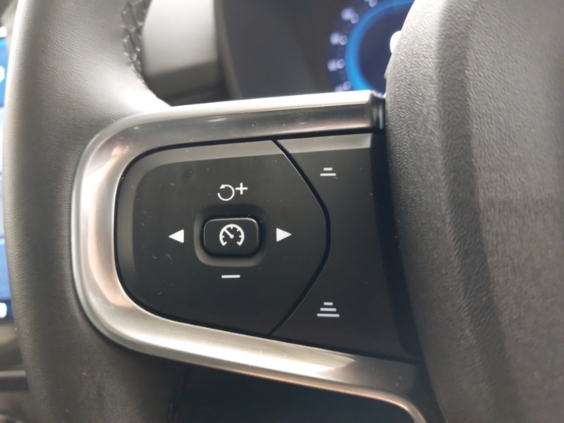 Used Volvo XC40 2024 for sale - 75882771: Photo 15