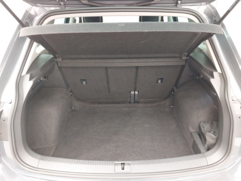 Used Volkswagen Tiguan 2022 for sale - 76606149: Photo 8