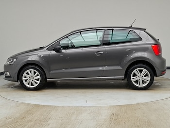 Used Volkswagen Polo 2016 for sale - 78546860: Photo