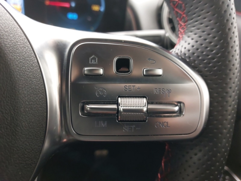 Used Mercedes-Benz EQB 2022 for sale - 76932363: Photo 15