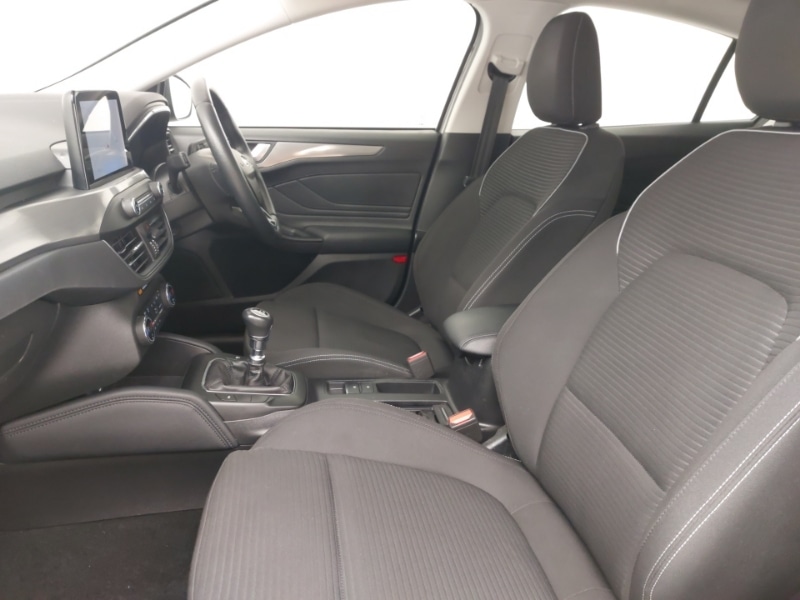 Used Ford Focus 2019 for sale - 76403903: Photo 5