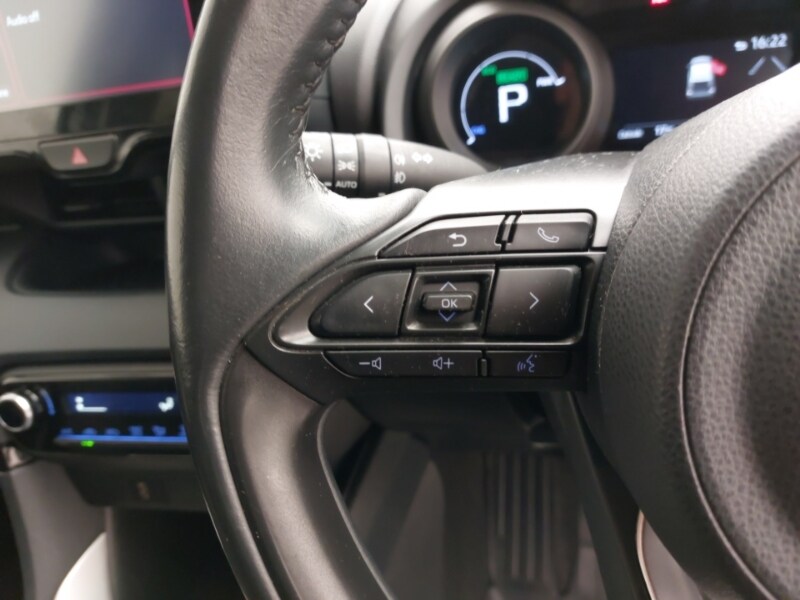 Used Toyota Yaris 2021 for sale - 77234734: Photo 12