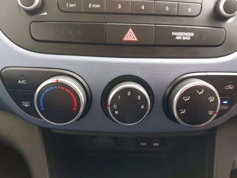 Used Hyundai i10 2014 for sale - 77816619: Photo 19