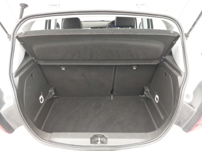 Used Vauxhall Corsa 2017 for sale - 77963904: Photo 8