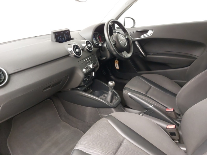 Used Audi A1 2017 for sale - 77630270: Photo 5