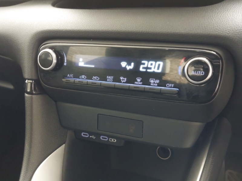 Used Mazda Mazda2 HYBRID 2024 for sale - 76583708: Photo 13