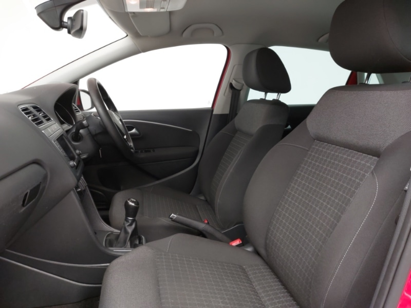 Used Volkswagen Polo 2017 for sale - 77942765: Photo 5