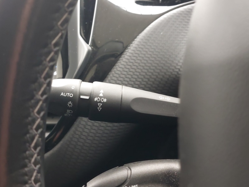 Used Peugeot 208 2017 for sale - 77922309: Photo 13