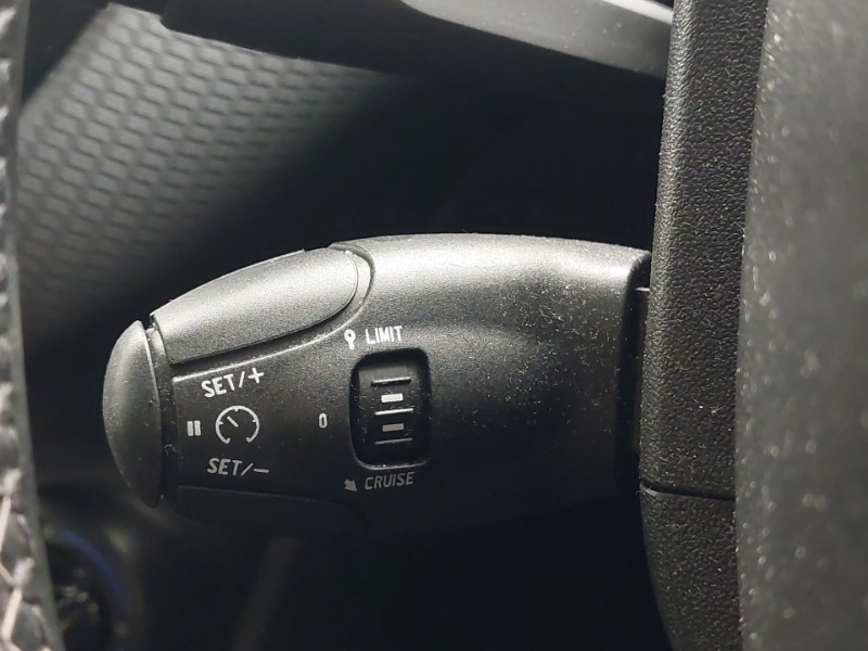 Used Peugeot 208 2017 for sale - 77922309: Photo 14