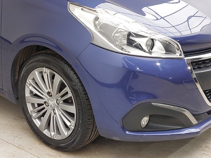 Used Peugeot 208 2017 for sale - 77922309: Photo 9