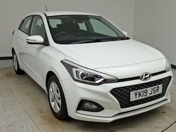 Used Hyundai i20 2019 for sale - 79368491: Photo