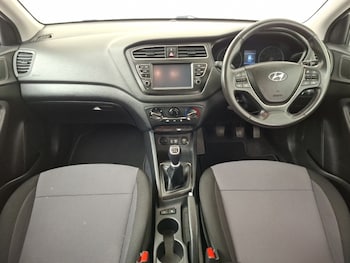 Used Hyundai i20 2019 for sale - 79368491: Photo