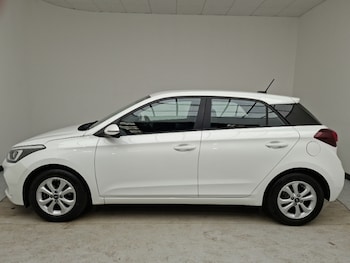 Used Hyundai i20 2019 for sale - 79368491: Photo