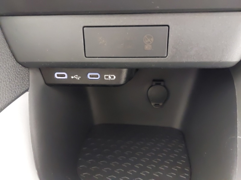 Used Mazda Mazda2 HYBRID 2024 for sale - 76548634: Photo 13