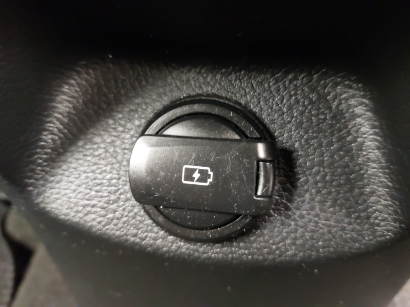 Used Kia Stonic 2018 for sale - 76471764: Photo 10