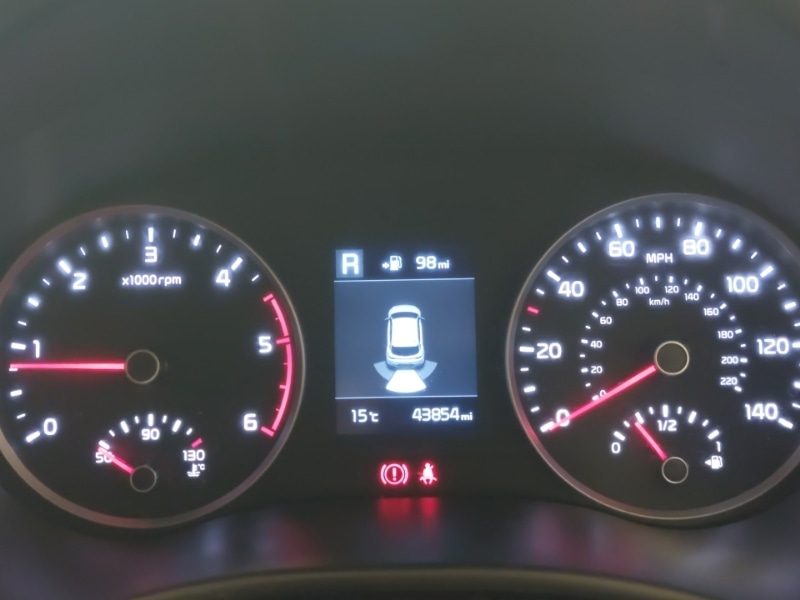 Used Kia Stonic 2018 for sale - 76471764: Photo 18