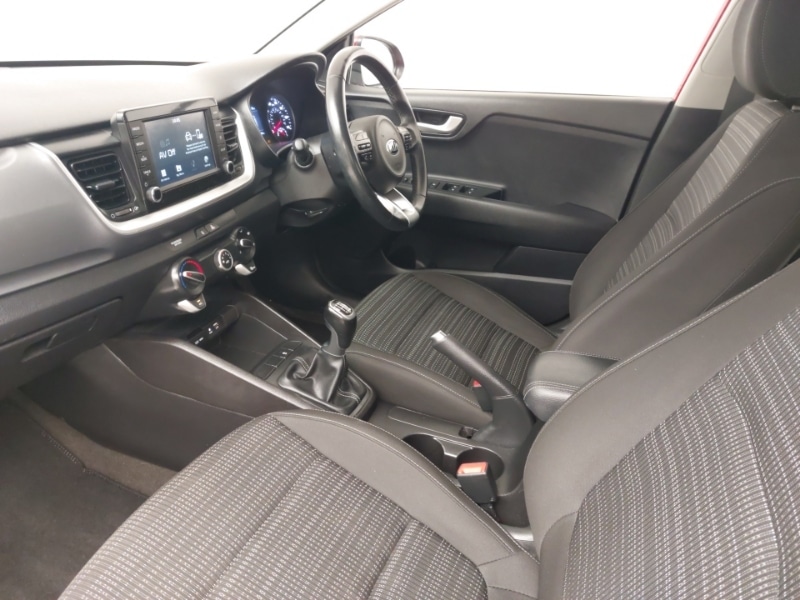 Used Kia Stonic 2018 for sale - 76471764: Photo 5