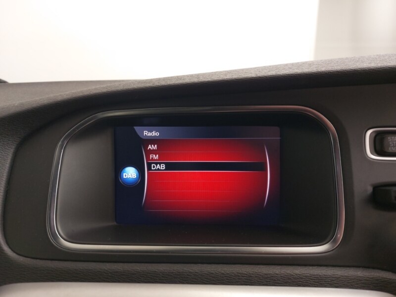 Used Volvo V40 2018 for sale - 77358028: Photo 15