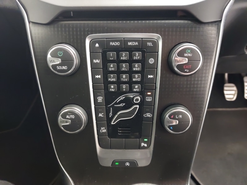 Used Volvo V40 2018 for sale - 77358028: Photo 17