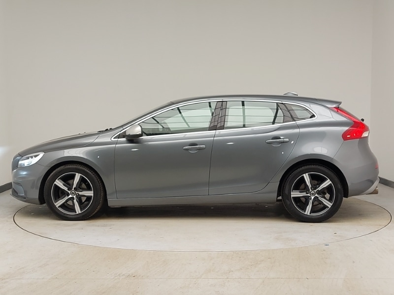 Used Volvo V40 2018 for sale - 77358028: Photo 4