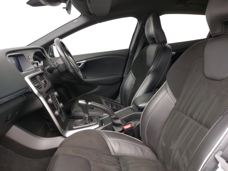 Used Volvo V40 2018 for sale - 77358028: Photo 5