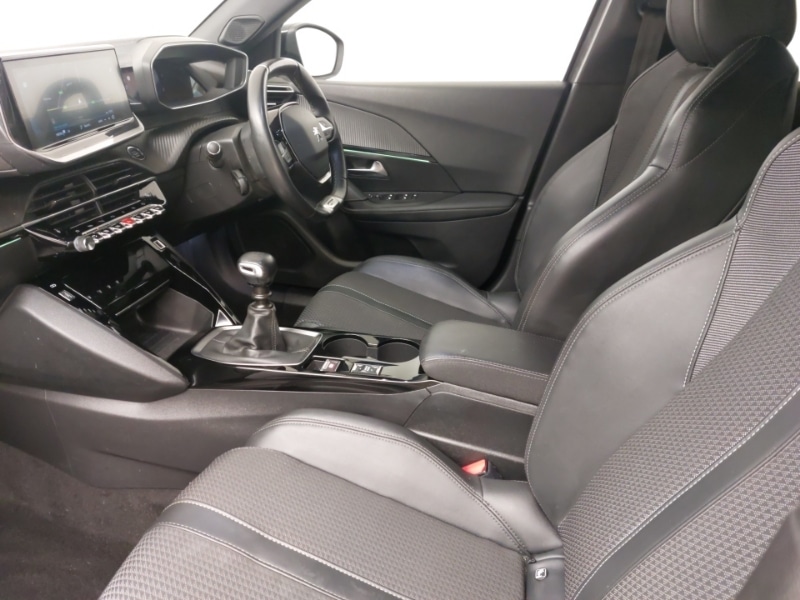 Used Peugeot 2008 2022 for sale - 76822359: Photo 5