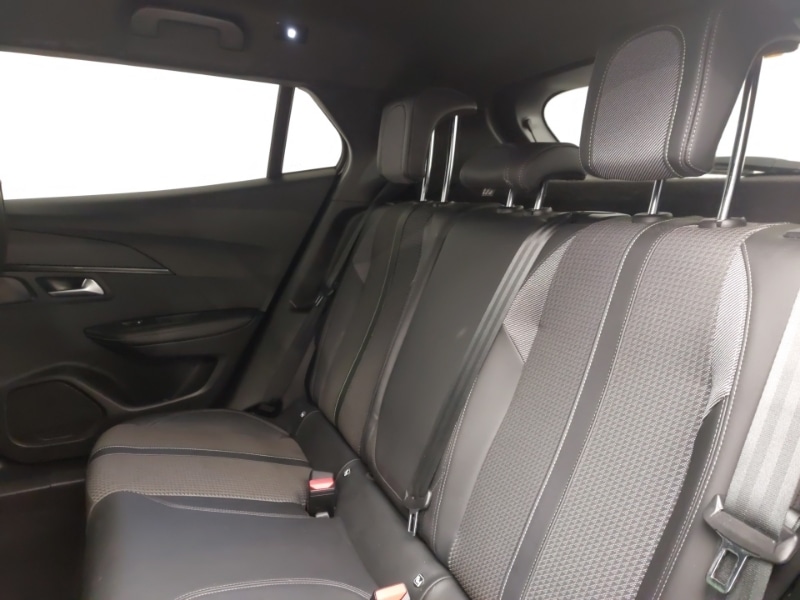 Used Peugeot 2008 2022 for sale - 76822359: Photo 6