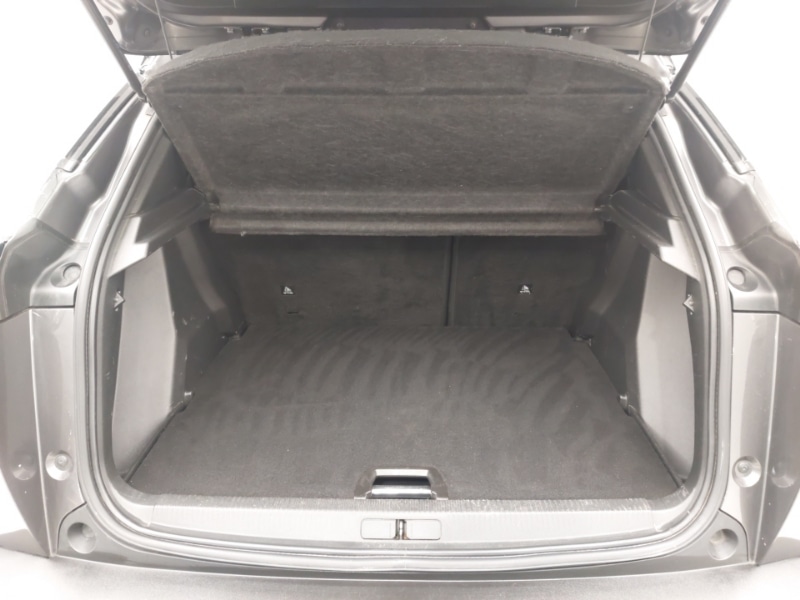 Used Peugeot 2008 2022 for sale - 76822359: Photo 8