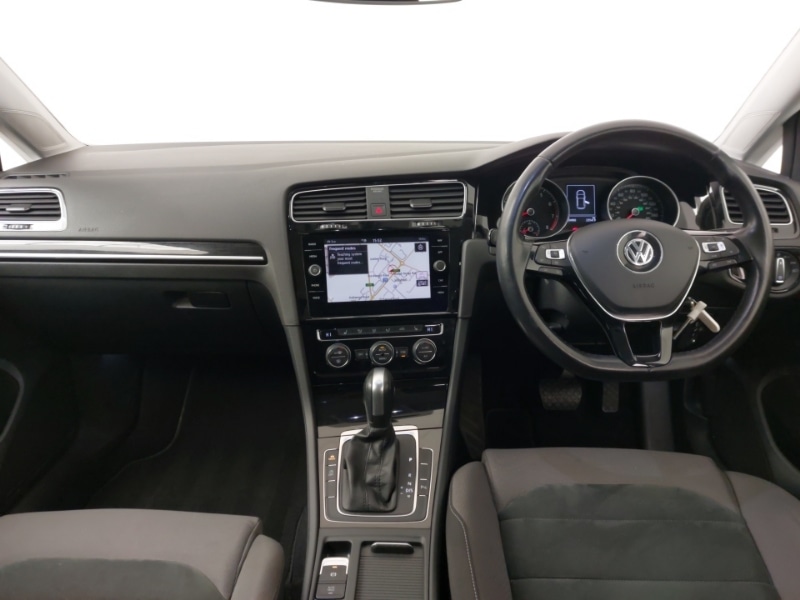 Used Volkswagen Golf 2020 for sale - 77495458: Photo 2