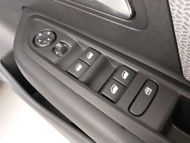 Used Citroen C4 2022 for sale - 77047117: Photo 11