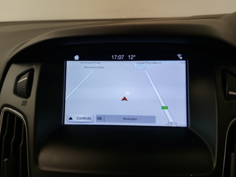 Used Ford Focus 2017 for sale - 76920407: Photo 10