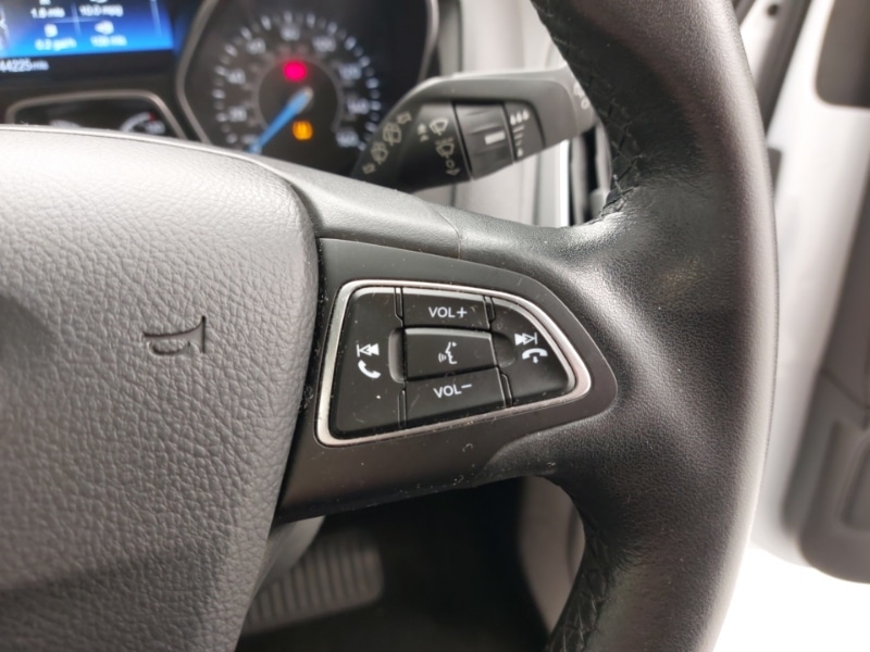 Used Ford Focus 2017 for sale - 76920407: Photo 13