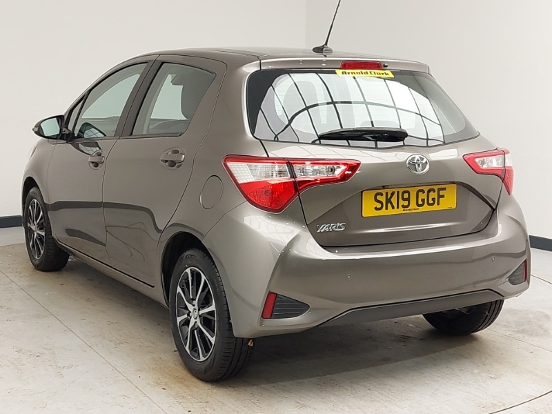 Used Toyota Yaris 2019 for sale - 76556114: Photo 3