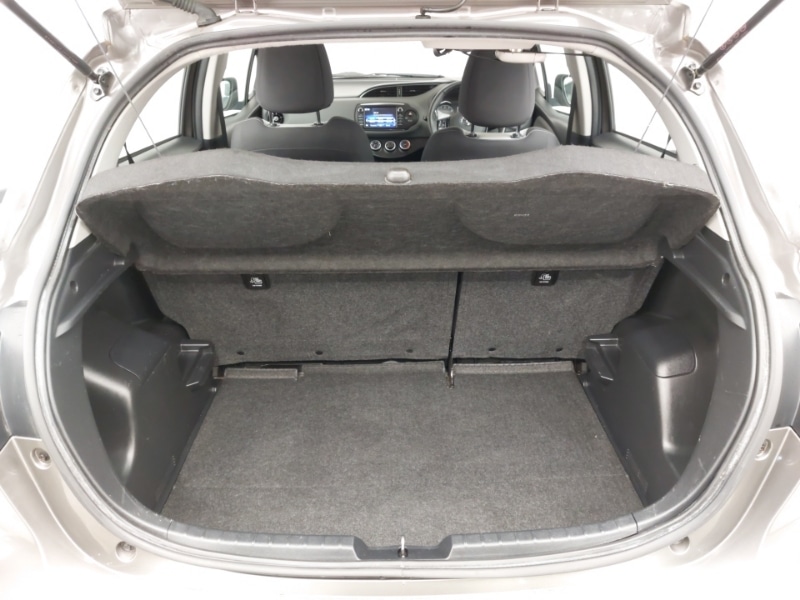 Used Toyota Yaris 2019 for sale - 76556114: Photo 8