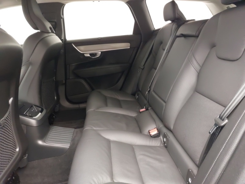 Used Volvo V90 2025 for sale - 77448271: Photo 6