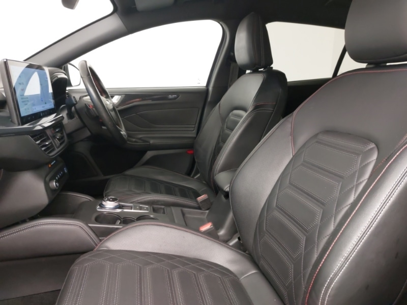 Used Ford Focus 2022 for sale - 77342993: Photo 5