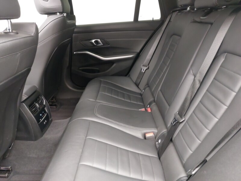 Used BMW 3 Series 2024 for sale - 76683742: Photo 6