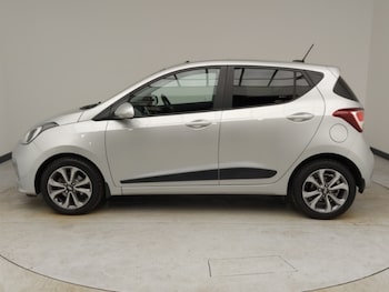 Used Hyundai i10 2017 for sale - 77731561: Photo