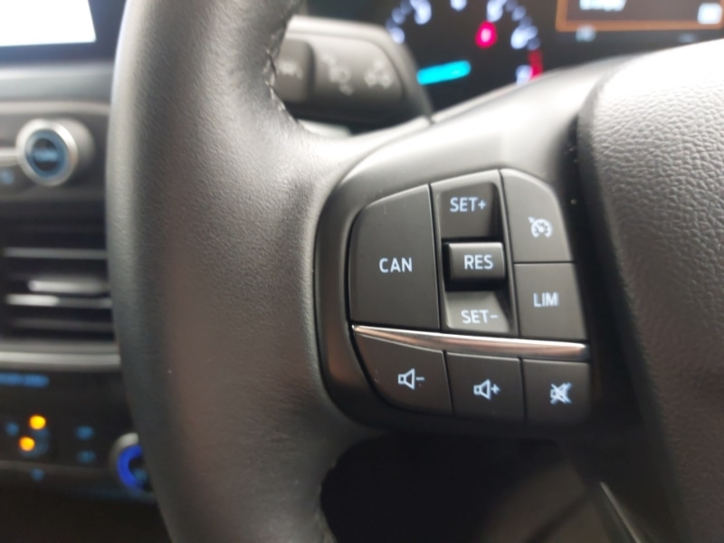 Used Ford Focus 2019 for sale - 76639410: Photo 16