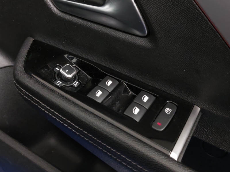 Used Vauxhall Astra 2023 for sale - 76987439: Photo 11