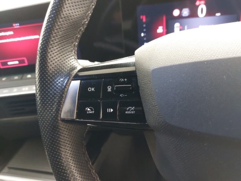 Used Vauxhall Astra 2023 for sale - 76987439: Photo 15