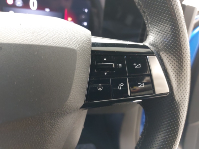 Used Vauxhall Astra 2023 for sale - 76987439: Photo 16