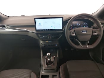 Used Ford Focus 2023 for sale - 76213498: Photo 2