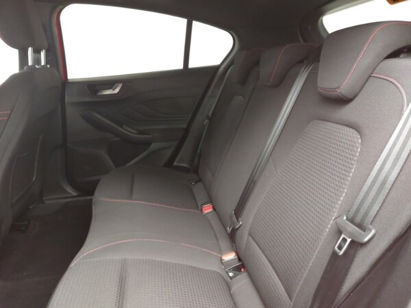 Used Ford Focus 2023 for sale - 76213498: Photo 6