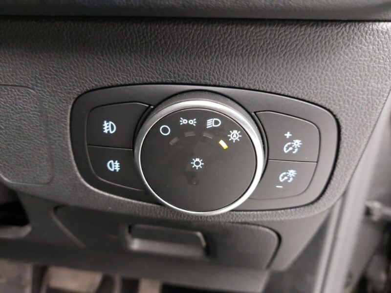 Used Ford Focus 2019 for sale - 77933106: Photo 11