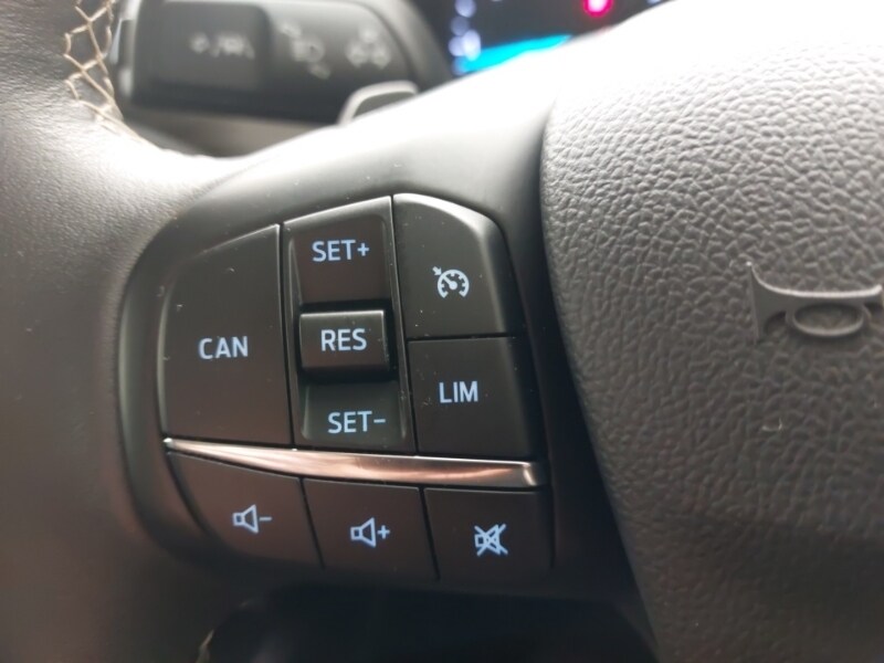 Used Ford Focus 2019 for sale - 77933106: Photo 16