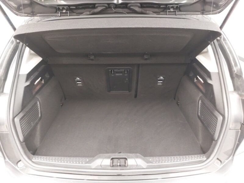 Used Ford Focus 2019 for sale - 77933106: Photo 8