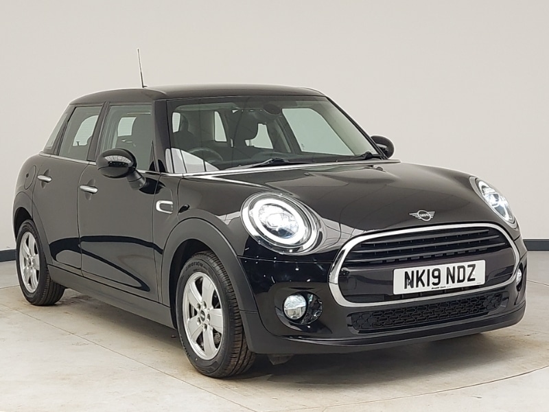 Used MINI Hatch 2019 for sale - 77360972: Photo 1