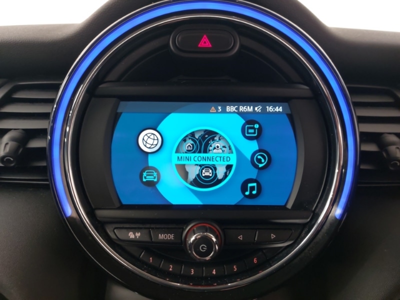 Used MINI Hatch 2019 for sale - 77360972: Photo 10